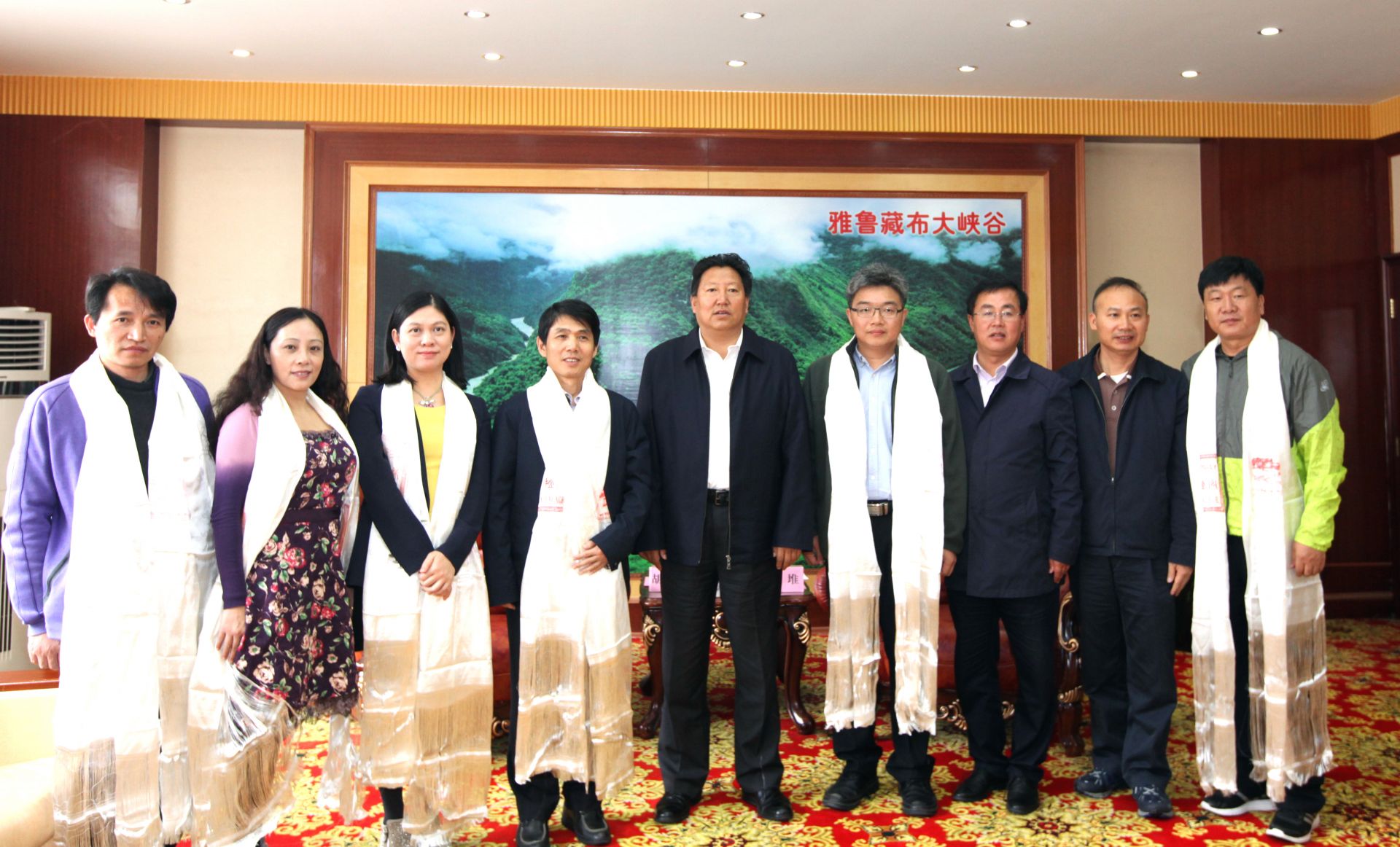 林芝市长旺堆： 没有广东和深圳大力支援，就没有林芝大好局面