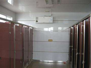 东莞厚街打造星级公厕：既有“免费手纸”又能吹空调
