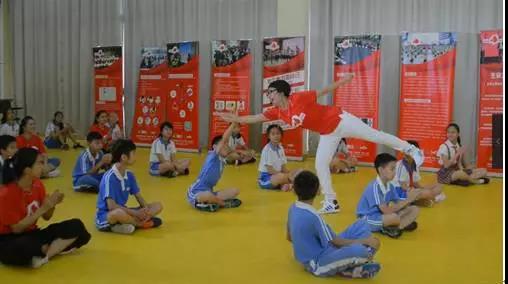 Cool！龙岗女培训师将带着“生命之舞”去联合国大会！