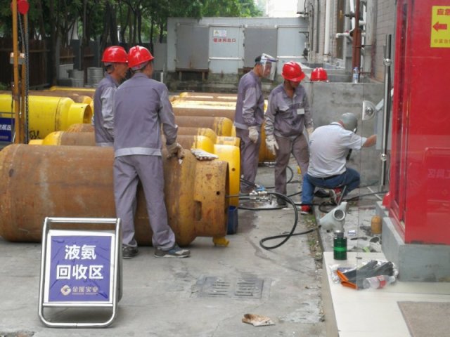 为整治氨制冷隐患单位，龙华区街两级这次都行动起来了