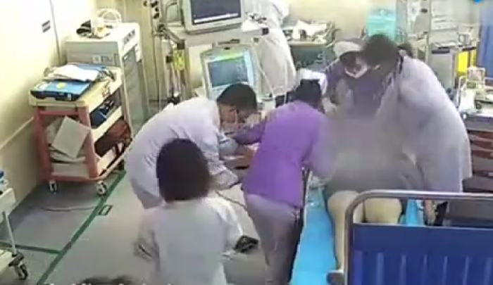 医生抢救患者遭索赔调监控还清白 家属已道歉