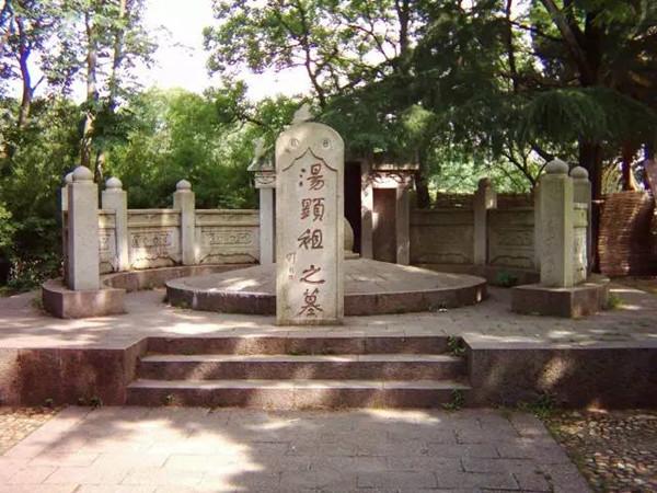 汤显祖墓基本确认：家族墓葬共42座