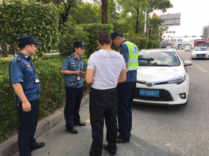 雷霆出击！25台非法营运车677辆电单车摩托车被查