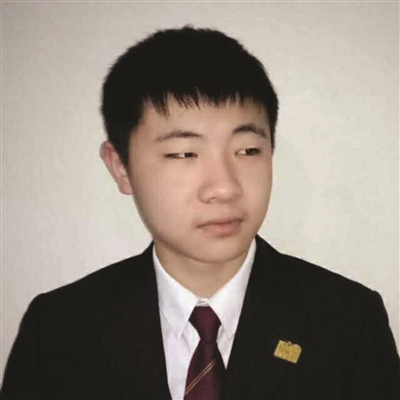 “00后CEO”网络爆红 叫板“三四十岁的老一辈企业家”