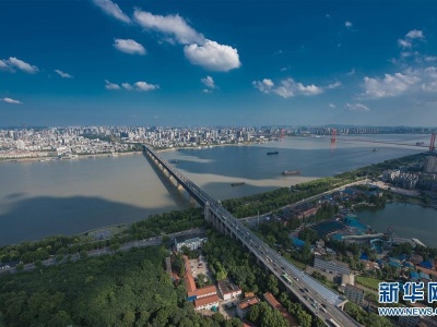 从长江第一桥到中国