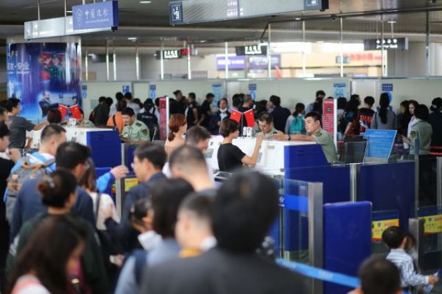 美媒称中国游客出境游开始倾向冷门地区:避开大人流不购物