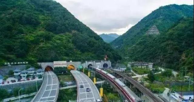 4800米！这条世界最高海拔高速公路隧道 是怎么做到的？