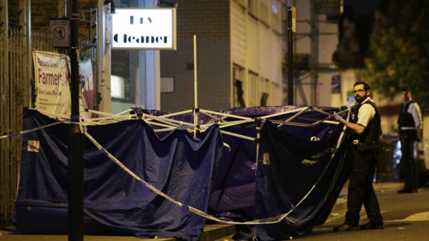 伦敦地铁站发生持刀袭击事件 致一死二伤