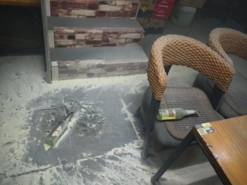 酒吧消费引纠纷 放火烧店泄愤被抓