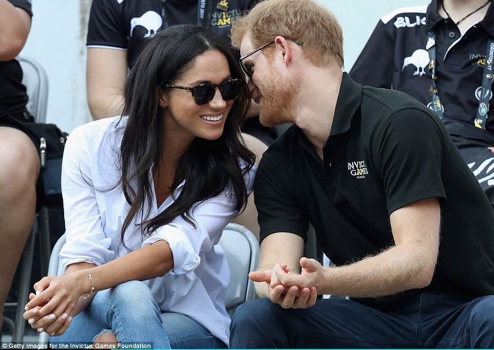 英国哈里王子婚讯公布:明年完婚