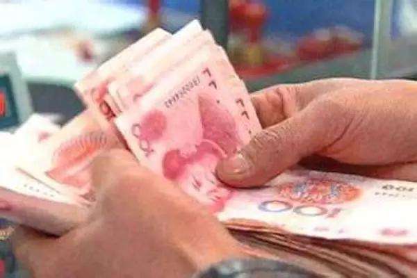 截至10月底17个地区调整最低工资标准