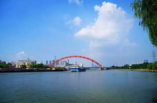 准一线城市方阵正在形成，“上位”靠什么？