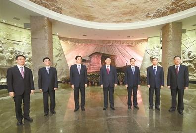 梦想，从这里启航——记习近平瞻仰中共一大会址、南湖红船