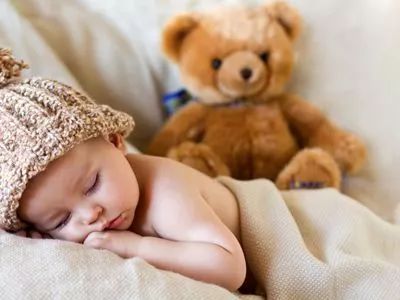 每天睡眠超8小时是错的？是不是谣言，终于清楚了