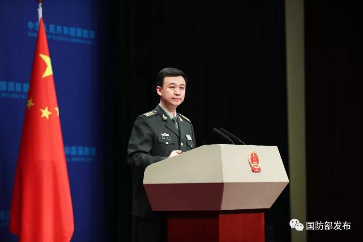 国防部回应战机绕台湾飞行:没有什么锁链能锁住中国