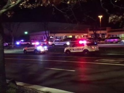 美国俄亥俄州一酒吧发生枪击事件 致2人死亡1人受伤