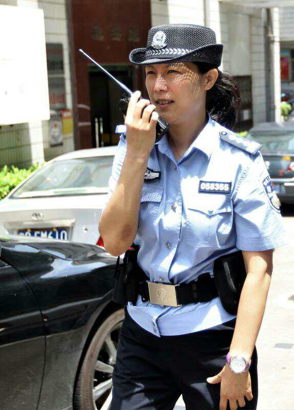 吕沙：群众心中的“美女”警长
