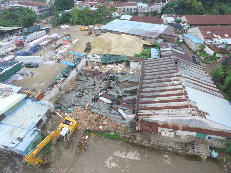 消除安全隐患！布吉街道拆除运通公司违建1万平方米