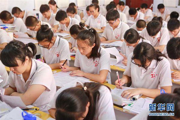 高考报名陆续开始 你家乡报考政策有哪些变化？
