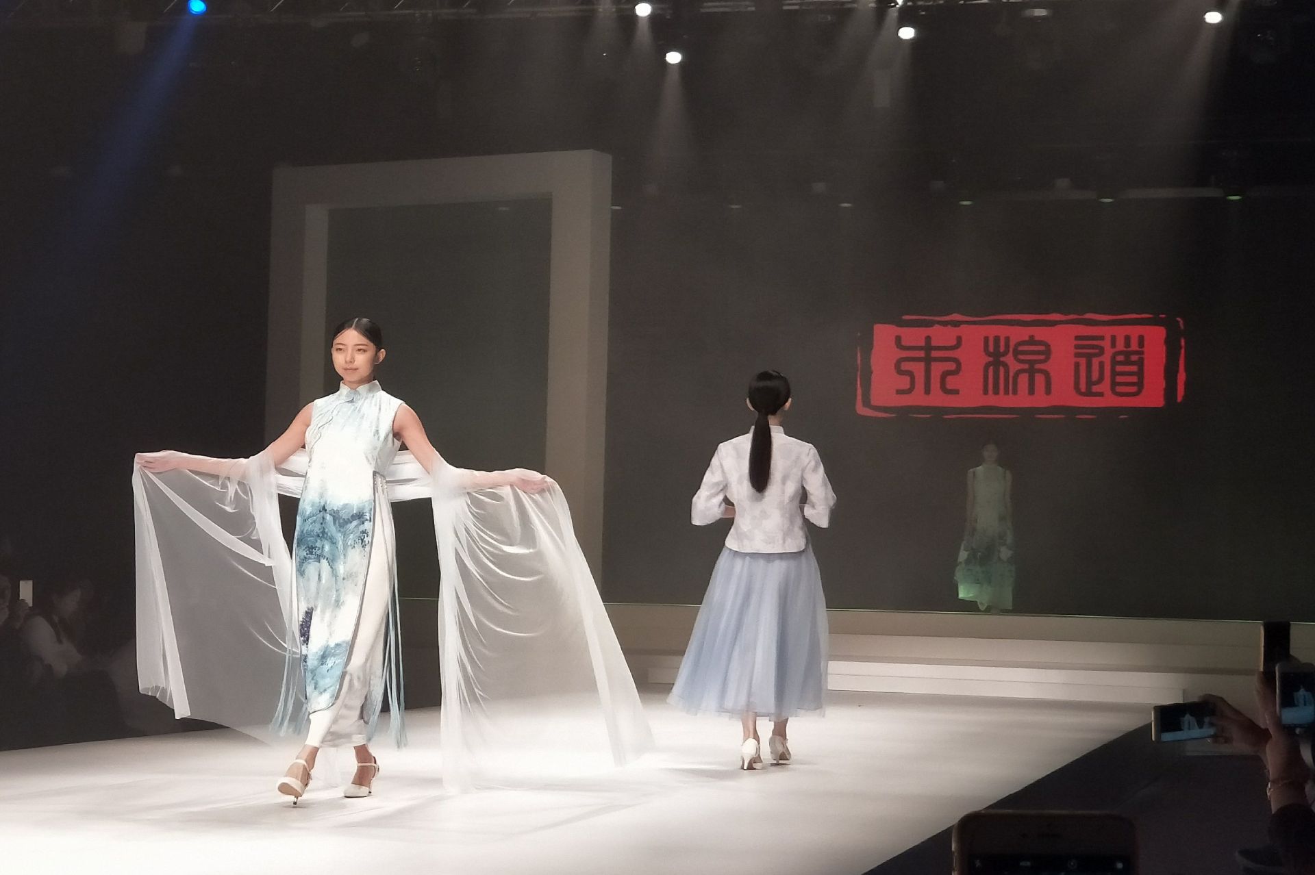 “孝心棉袄” 儿女送给父母的最暖心礼物