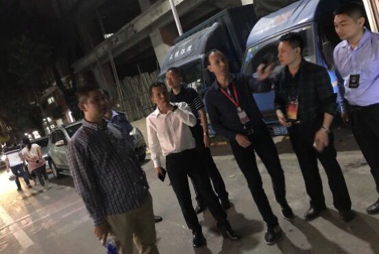 沙井街道开展夜间突击检查出租屋消防隐患专项行动