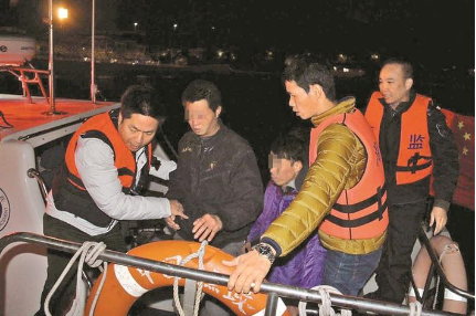 叮视频｜渔船突然失去动力！深圳渔政展开生死救援…