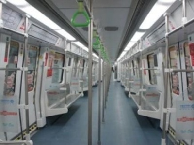 跨年夜深圳地铁与多条公交运营至零点后 元旦当晚延迟收班