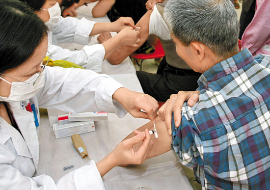 ​深圳60岁以上老人本周起可预约免费接种流感和肺炎疫苗
