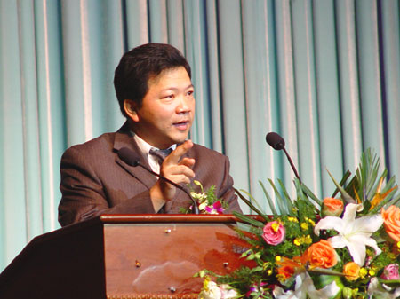 慎海雄：推进粤港澳文化教育交流交融