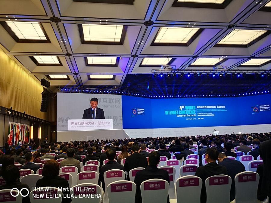 担心机器威胁人类？互联网大会上，马云说“三战”要爆发了