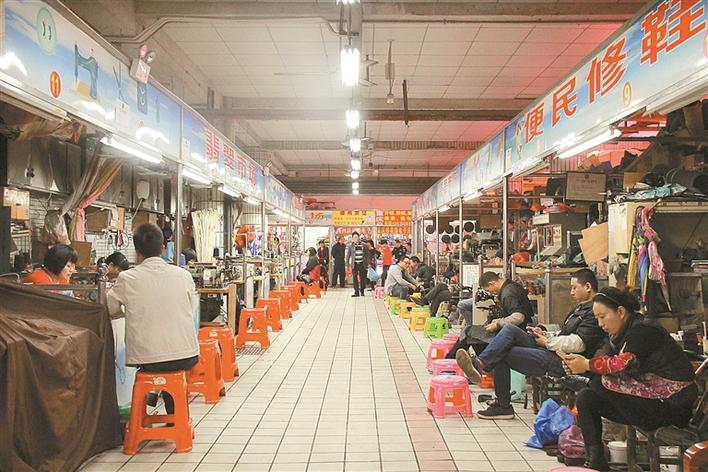 松岗便民街 市民心里的“感情街” 