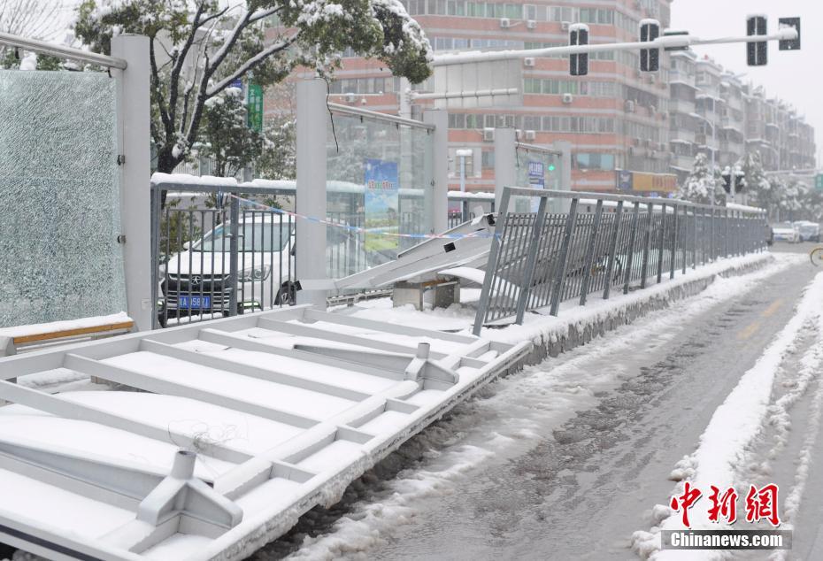 安徽暴雪已致4人死亡 直接经济损失727万元