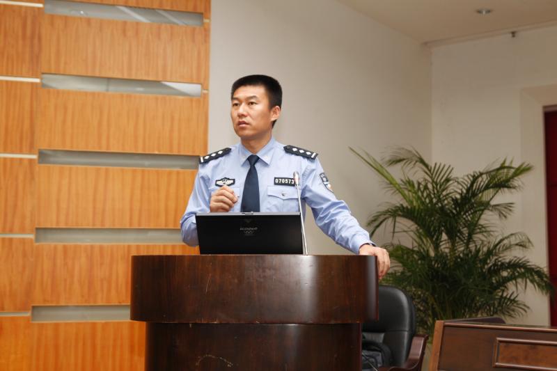 周相斋：网络上的“安全宣传员”