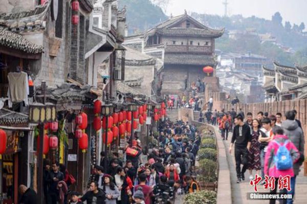 春节前三天旅游接待2.14亿人次，旅游收入2582亿元