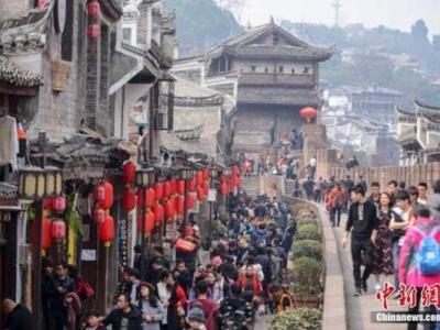 春节前三天旅游接待2.14亿人次，旅游收入2582亿元