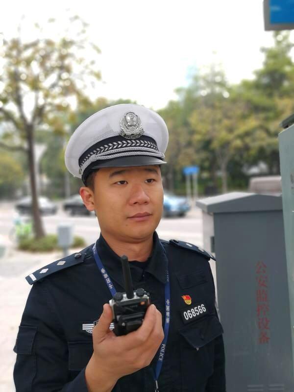 李一明：细致敏锐的交警“尖兵”