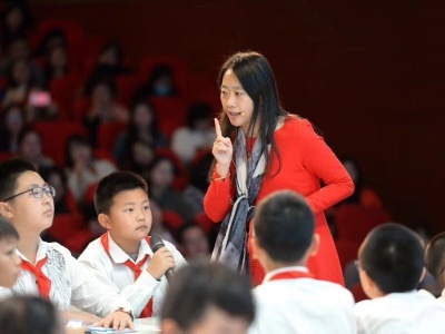 深圳“百万女校长”的新起点：共享学校打造纯净教育乐园