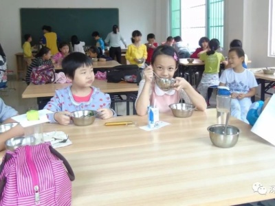 午托困局怎么破？深圳百所中小学将试点午餐午休管理办法