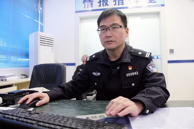 杨新锋：精益求精的警队“工匠”