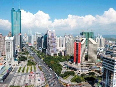 以“走在最前列”标准努力开创深圳经济特区工作新局面