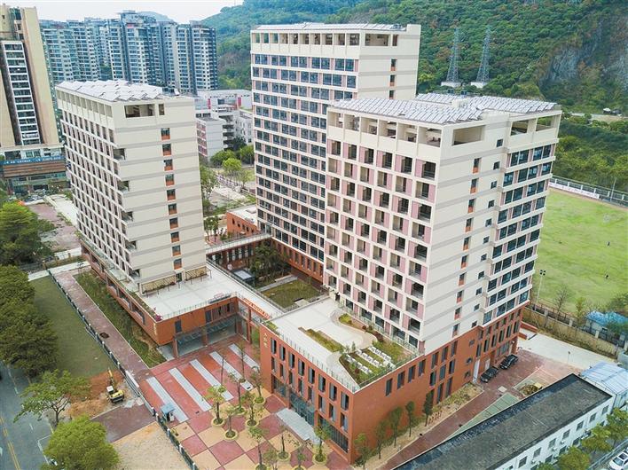 代表委员：探索智能养老医养结合的多元养老模式
