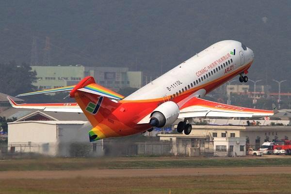 政协委员李健：力争2021年向用户交付首架C919  