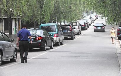 小区居民14年出行难题终化解 龙城街道打通交通微循环