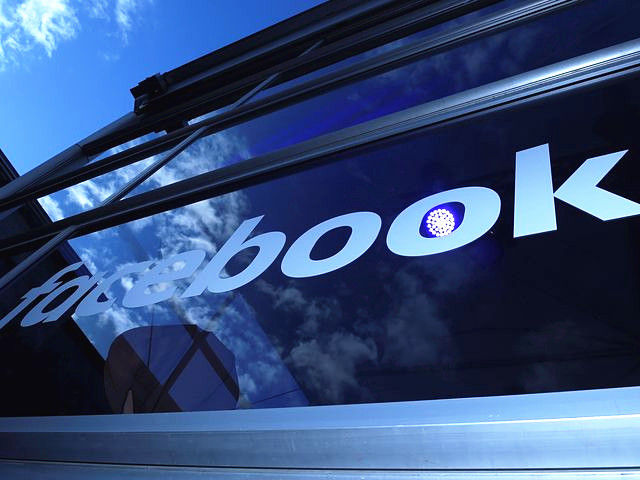 非死不可？5000多万用户信息失窃  FACEBOOK市值骤减百亿