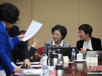 女委员谈“她力量”：参政议政是沉甸甸的责任