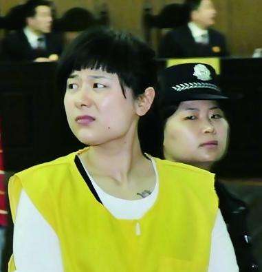 浙江高院依法将吴英的刑罚减为有期徒刑二十五年 