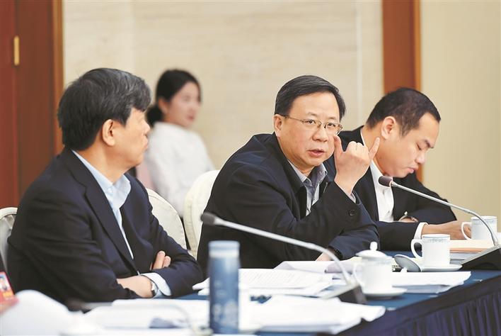 激发第一动力 用好第一资源 增强发展动能  