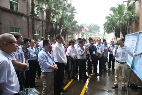 市安监局局长姚亮率队参加宝安区粉尘涉爆示范企业现场会