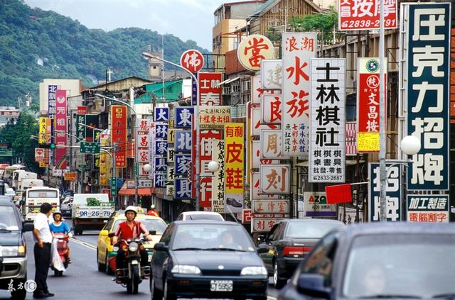 大陆二三线城市厚薪招手 台湾年轻人坐不住了