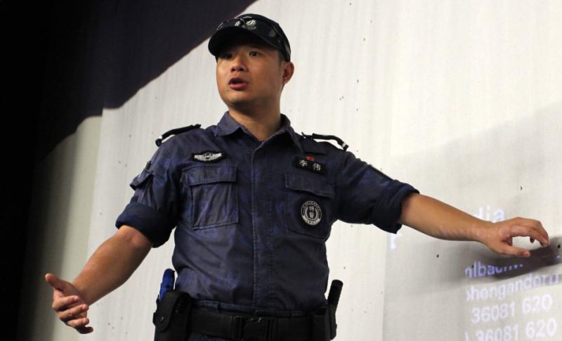 李伟：致力于研发推广贴合实战警务课程